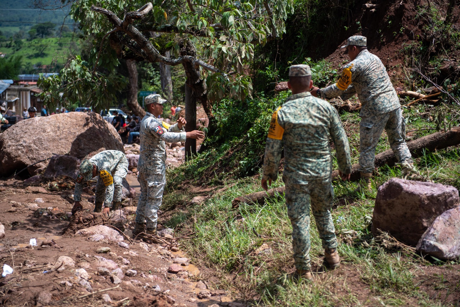 Por lluvias torrenciales activó el Plan DN-III-E  en Temascaltepec Edomex
