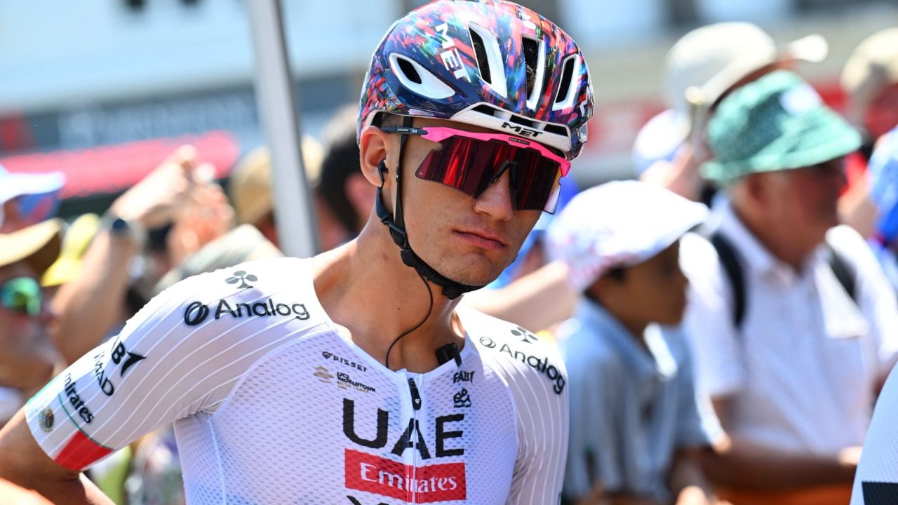 Orgullo azteca sobre ruedas: Isaac del Toro se consolida en el Top 10 del Tour de Francia tras un heroico sacrificio