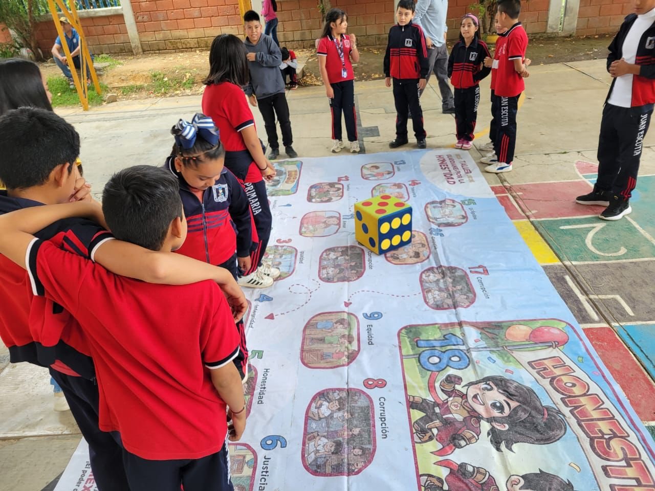  Gobierno del EdoMéx realiza con éxito primera etapa del Programa Guardianes por la Honestidad.