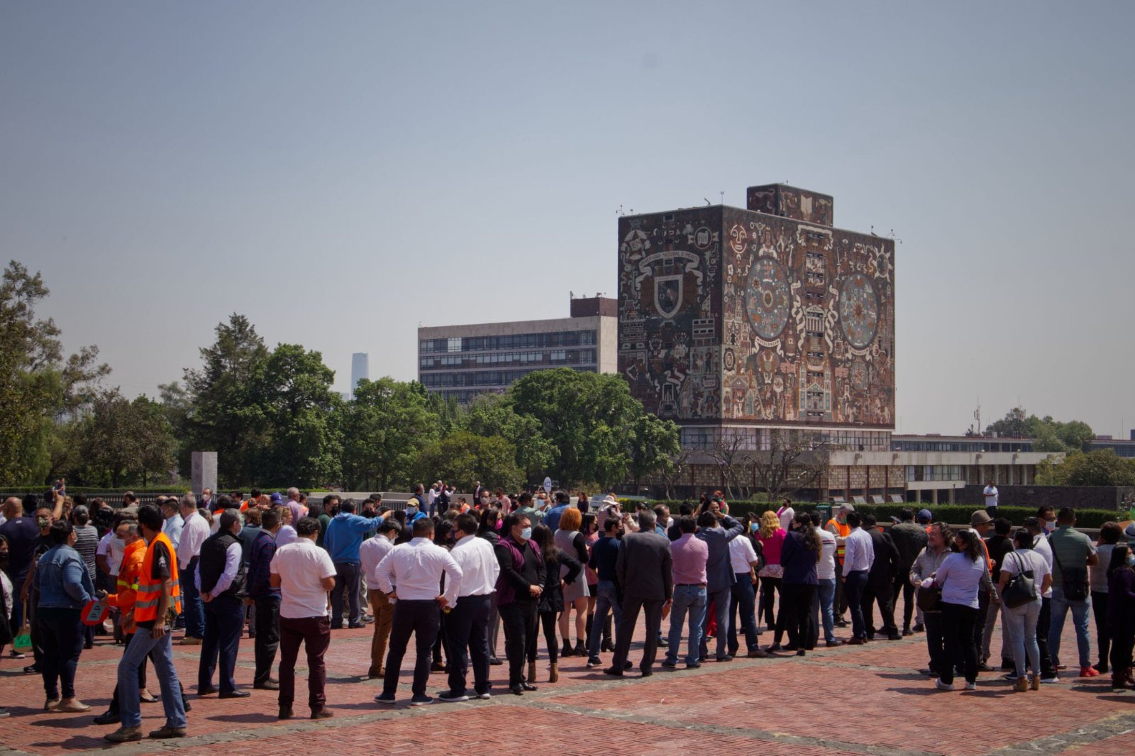 UNAM pospone inicio de clases para nuevo ingreso tras denuncias de irregularidades en examen de admisión