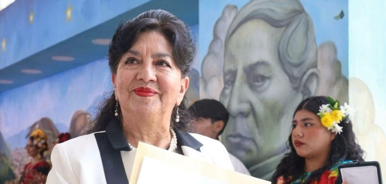 Docente de la UASLP recibe el Premio Nacional de Química